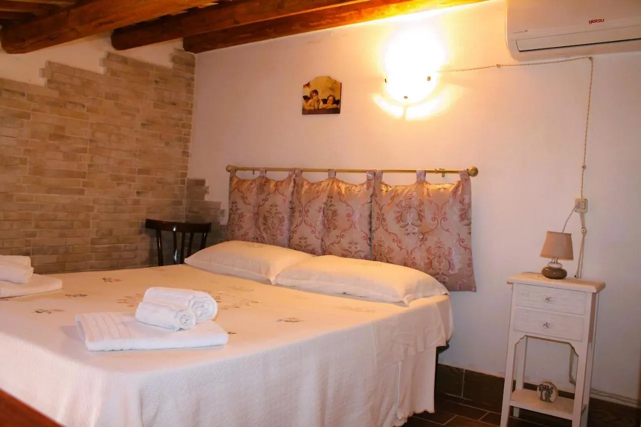 Ai Piedi Di Cofano Villa Custonaci 0*,